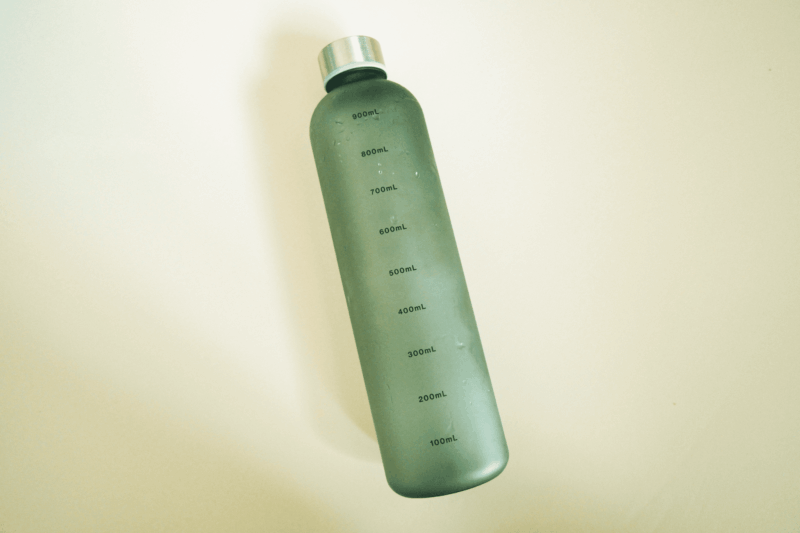 母乳育児を軌道に乗せた３つの習慣　スタンダードプロダクツ　ウォーターボトル